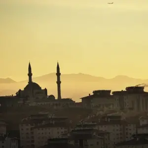 نوروز امسال وان برویم یا استانبول؟